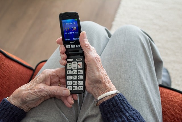 Téléphone pour sénior