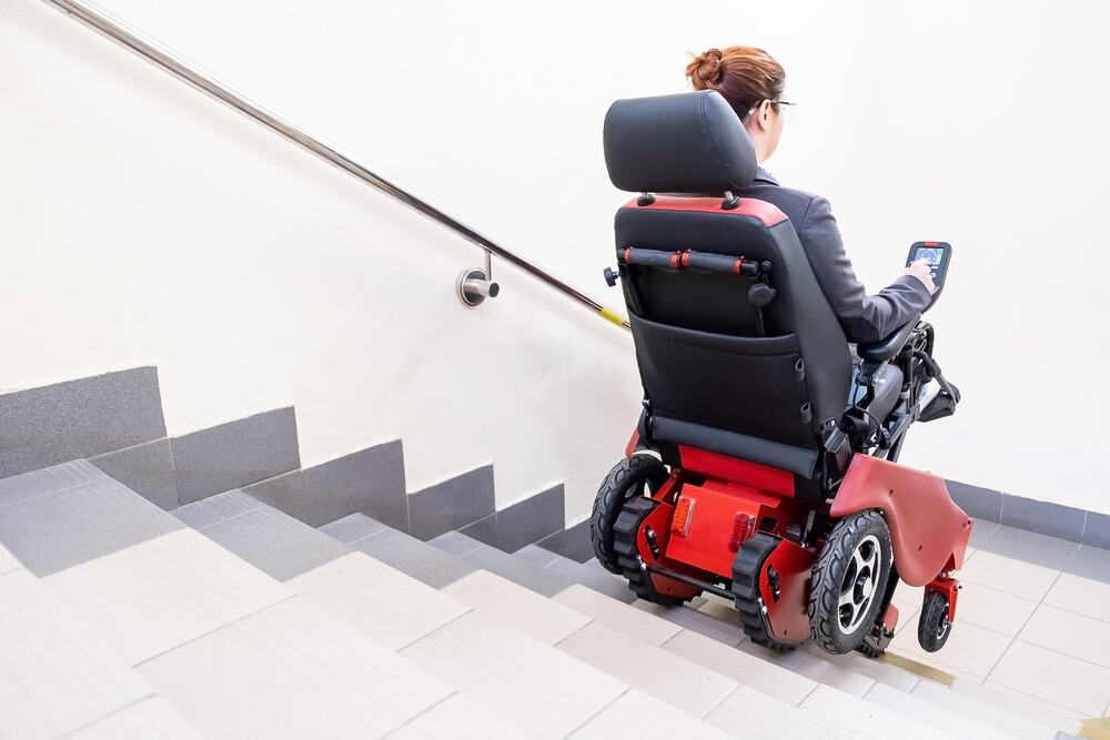 Avantages d'une motorisation sur des fauteuils roulants