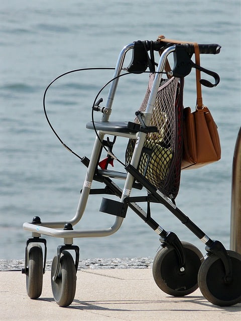 Rollator et cadre de marche utilisation